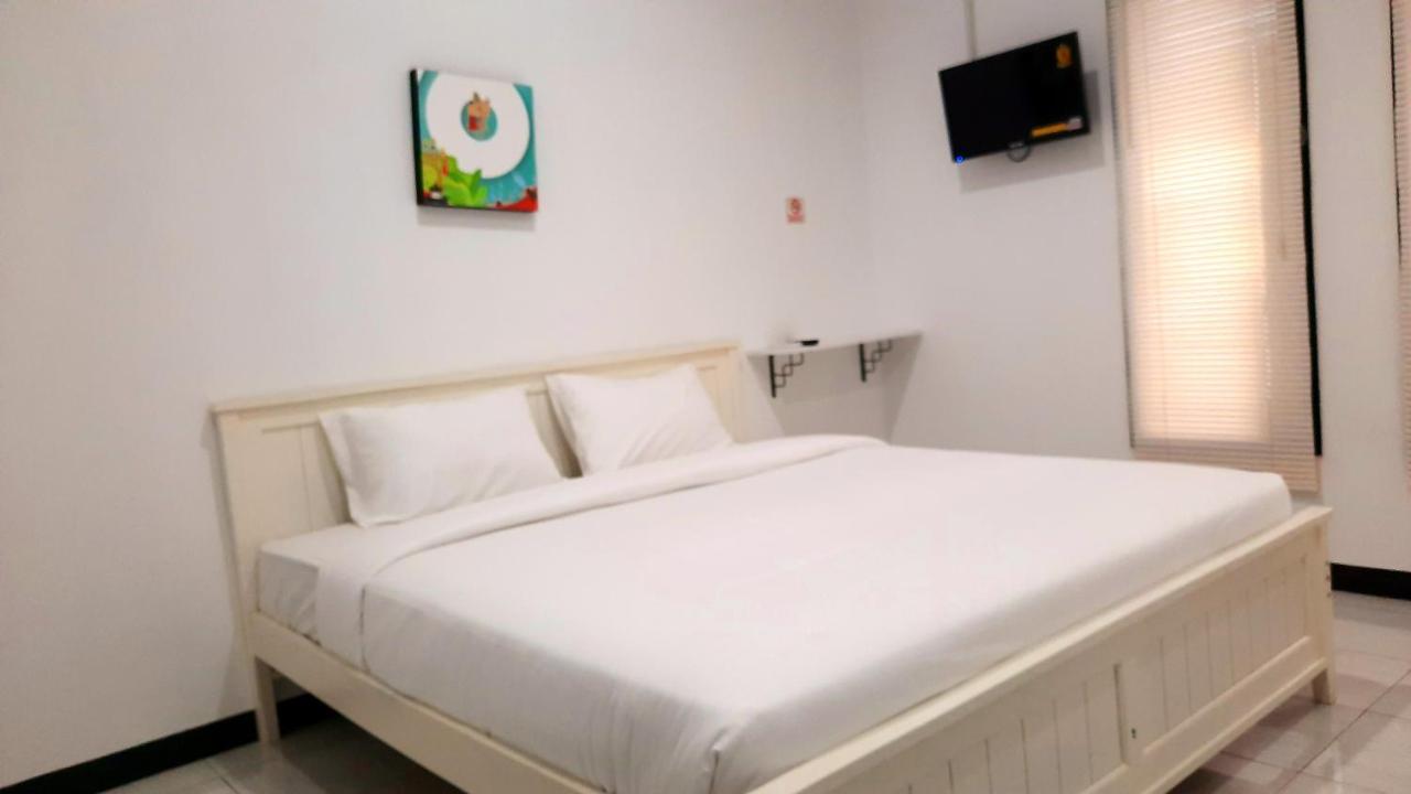 Cozy Stay Kupang Купанг Экстерьер фото