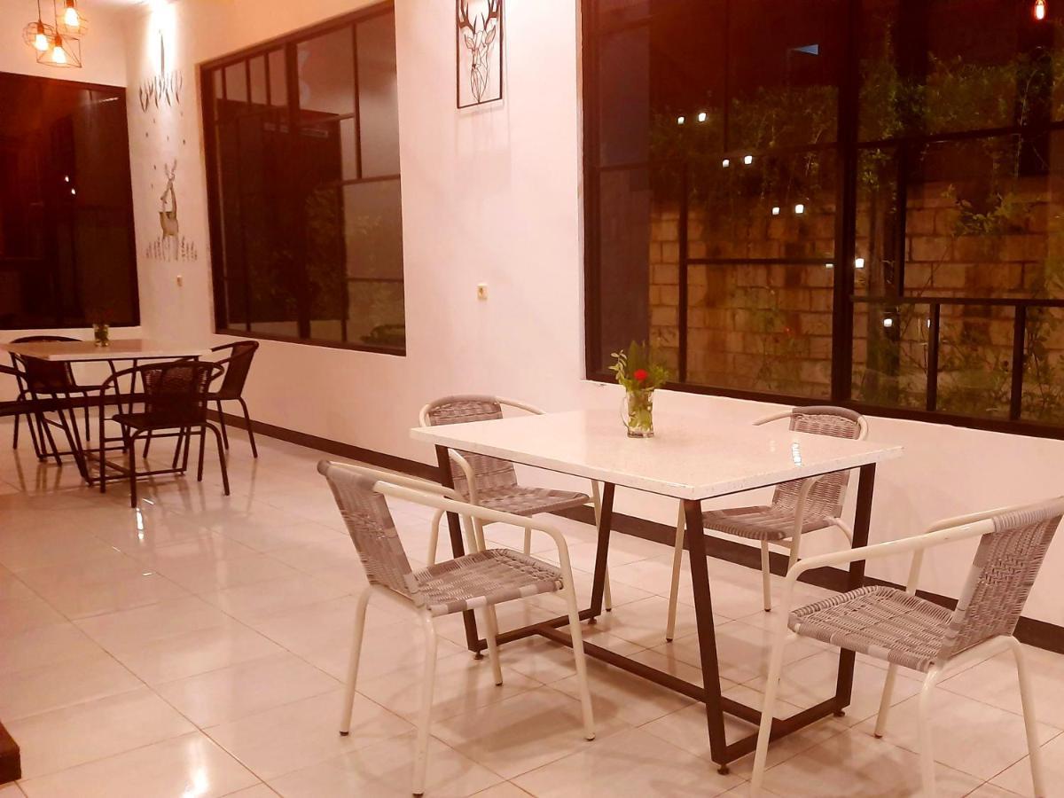 Cozy Stay Kupang Купанг Экстерьер фото