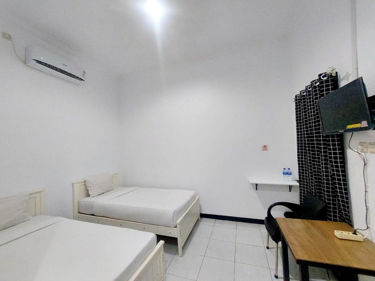 Cozy Stay Kupang Купанг Экстерьер фото