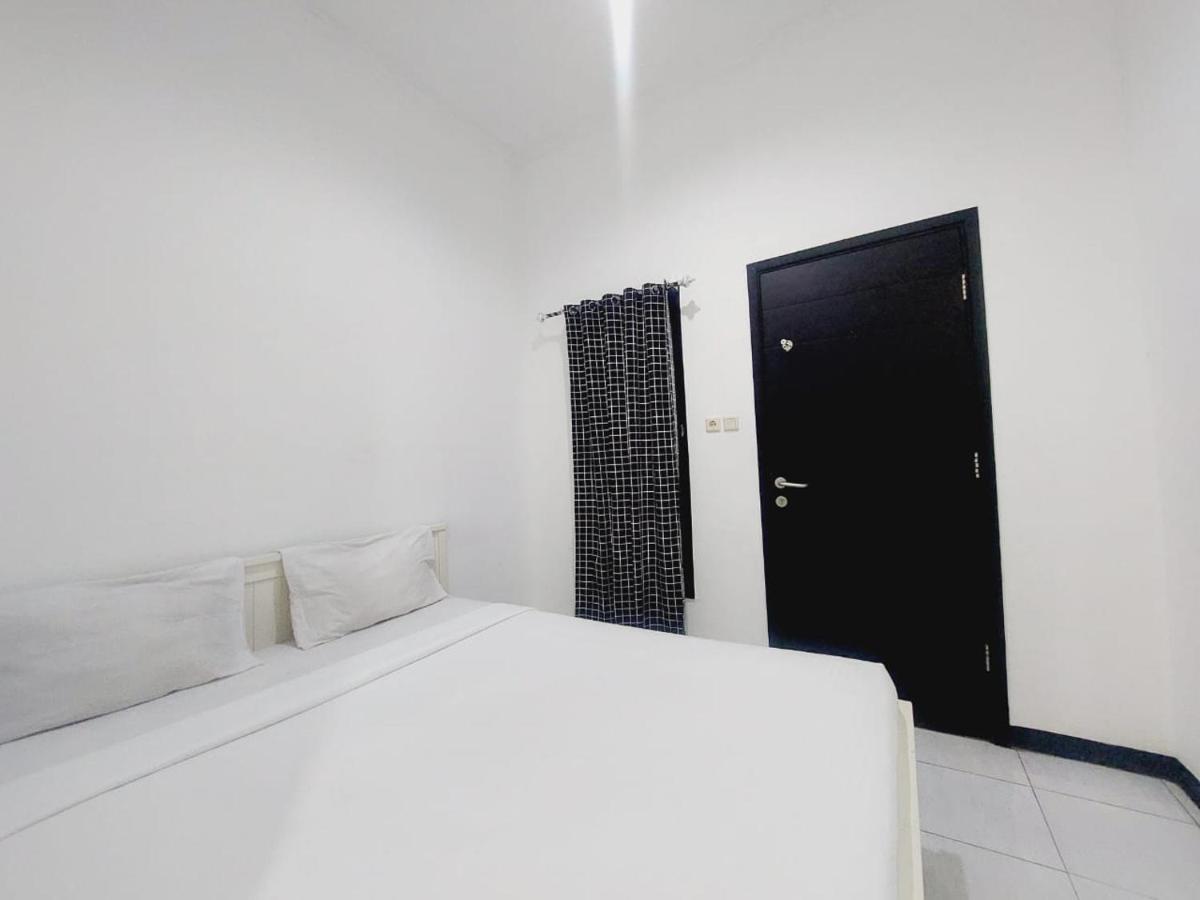 Cozy Stay Kupang Купанг Экстерьер фото
